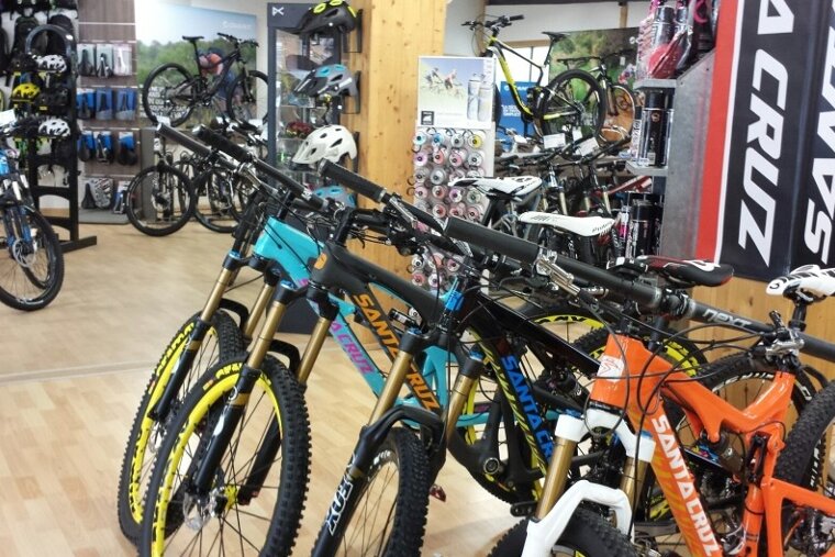 Legend Chx - Mountain Bike Hire, Chamonix Sud shop interior