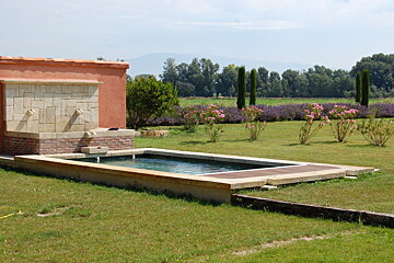Moulin de Villefranche outdoor swimming pool