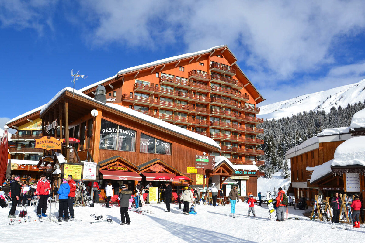 Alpen Ruitor commercial centre exterior