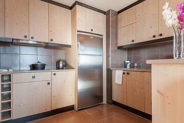 5 bed apartments - Premium Residence L'Amara, Avoriaz kitchen