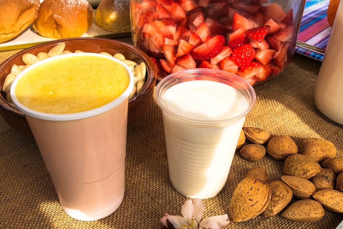 Almond Fair (Fira de la Flor d'Ametler) Review, Son Servera