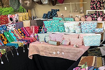 Almond Fair (Fira de la Flor d'Ametler) Review, Son Servera