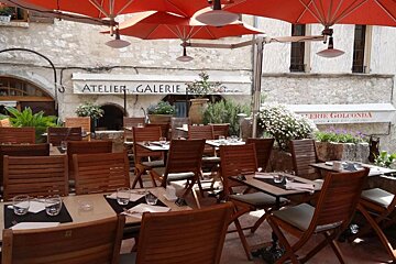Restaurant La Fontaine, Saint-Paul de Vence restaurant terrasse