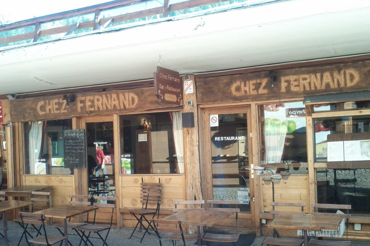 Chez Fernand Restaurant Review exterior