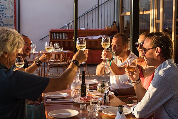 Villa Luisa Group Dining
