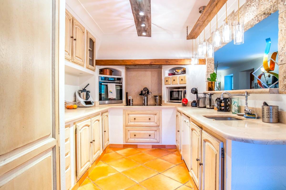 Papillon Villa, Grasse