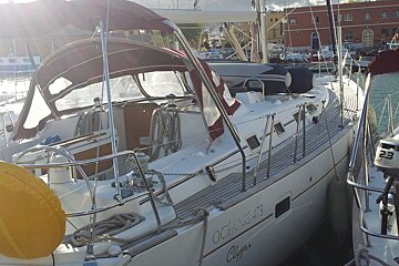 Oceanis 473 14m Sailing Yacht, Palma Centre & Marina exterior