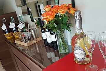 The Castle Chalet, Chamonix - Centre bar