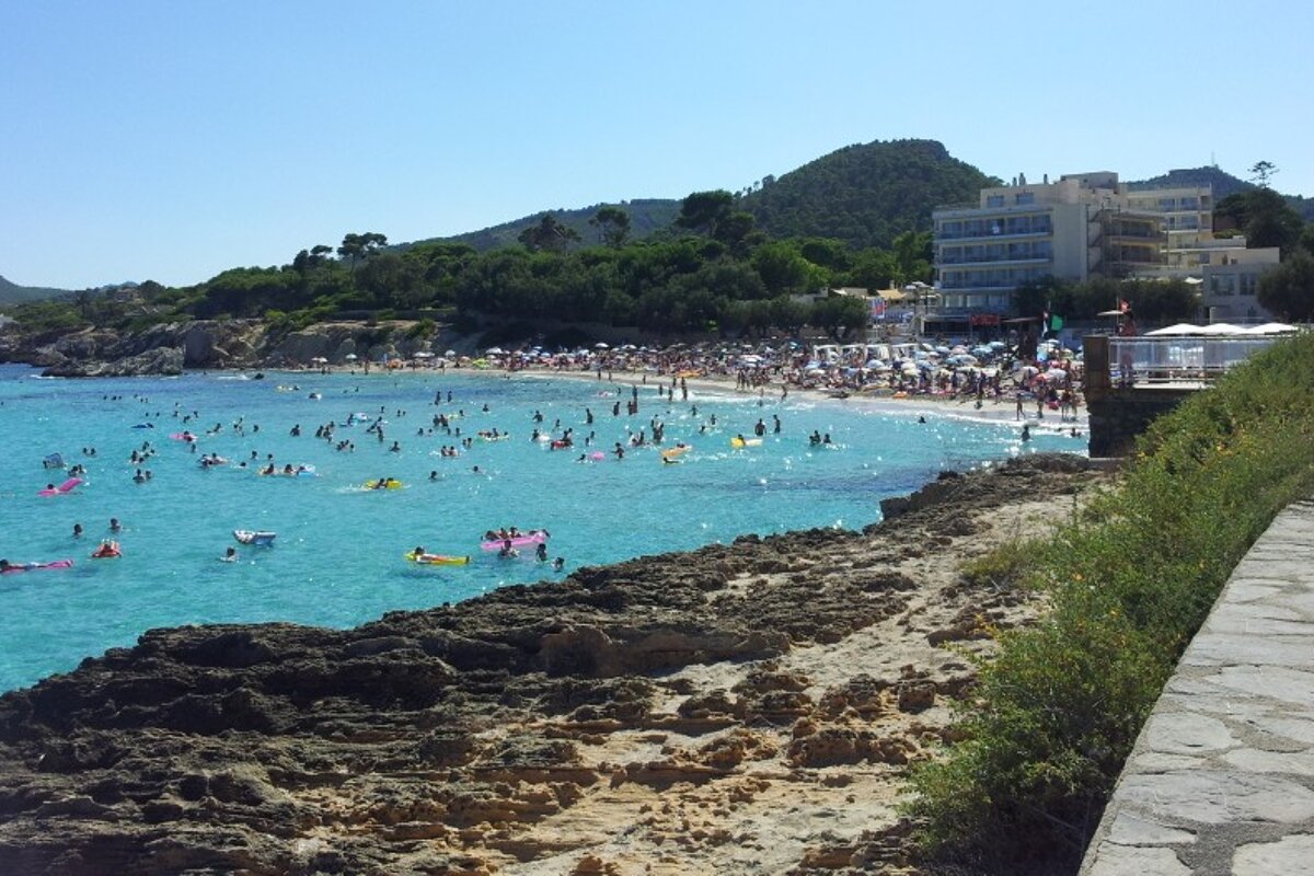 Cala Ratjada beaches - a windy coastal promenade, Cala Ratjada