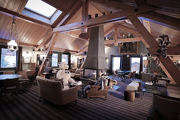 En Bord de Piste Bar,  interior