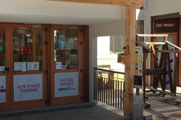 Telecentre Ski Pass Office, Alpe d'Huez