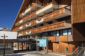 Telecentre Ski Pass Office, Alpe d'Huez
