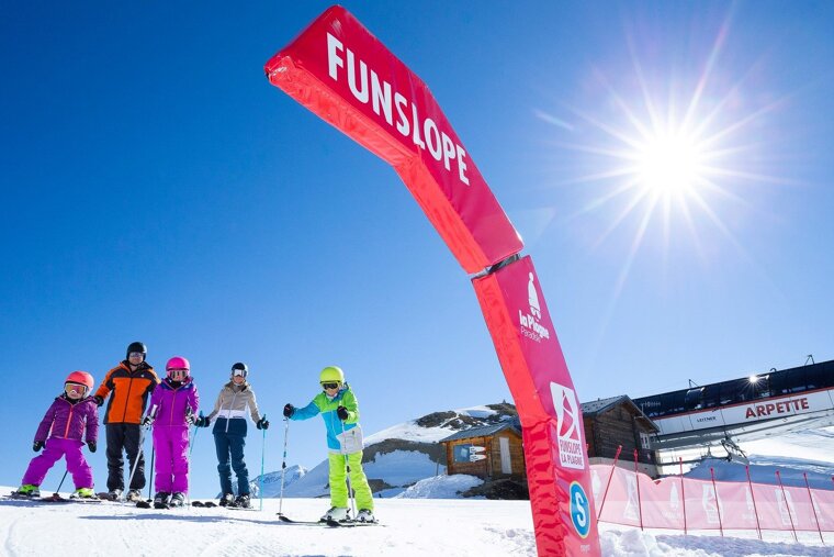 About ski & snowboard lessons in La Plagne