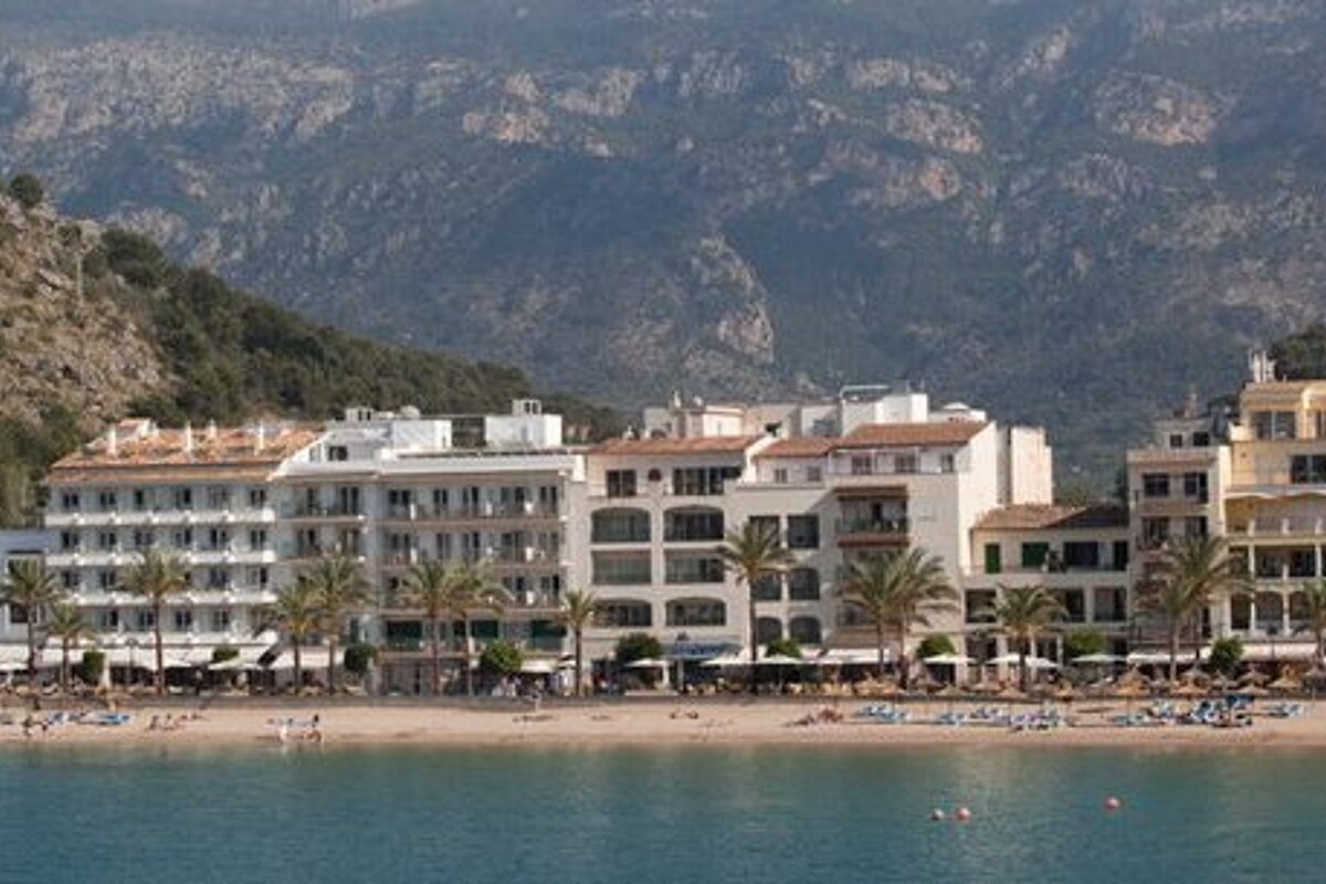 Marina Hotel, Soller exterior