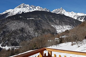 Amuse No.1 Apartment, Vaujany view