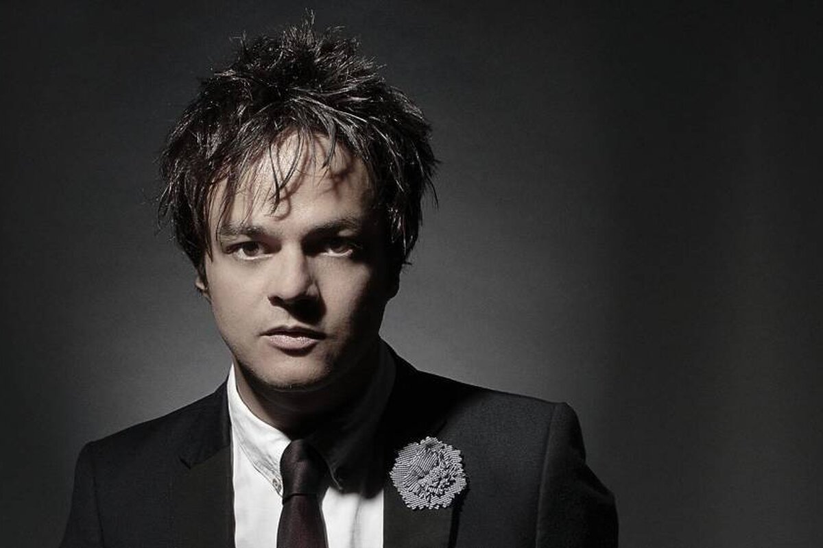 a picture of a jazz artist