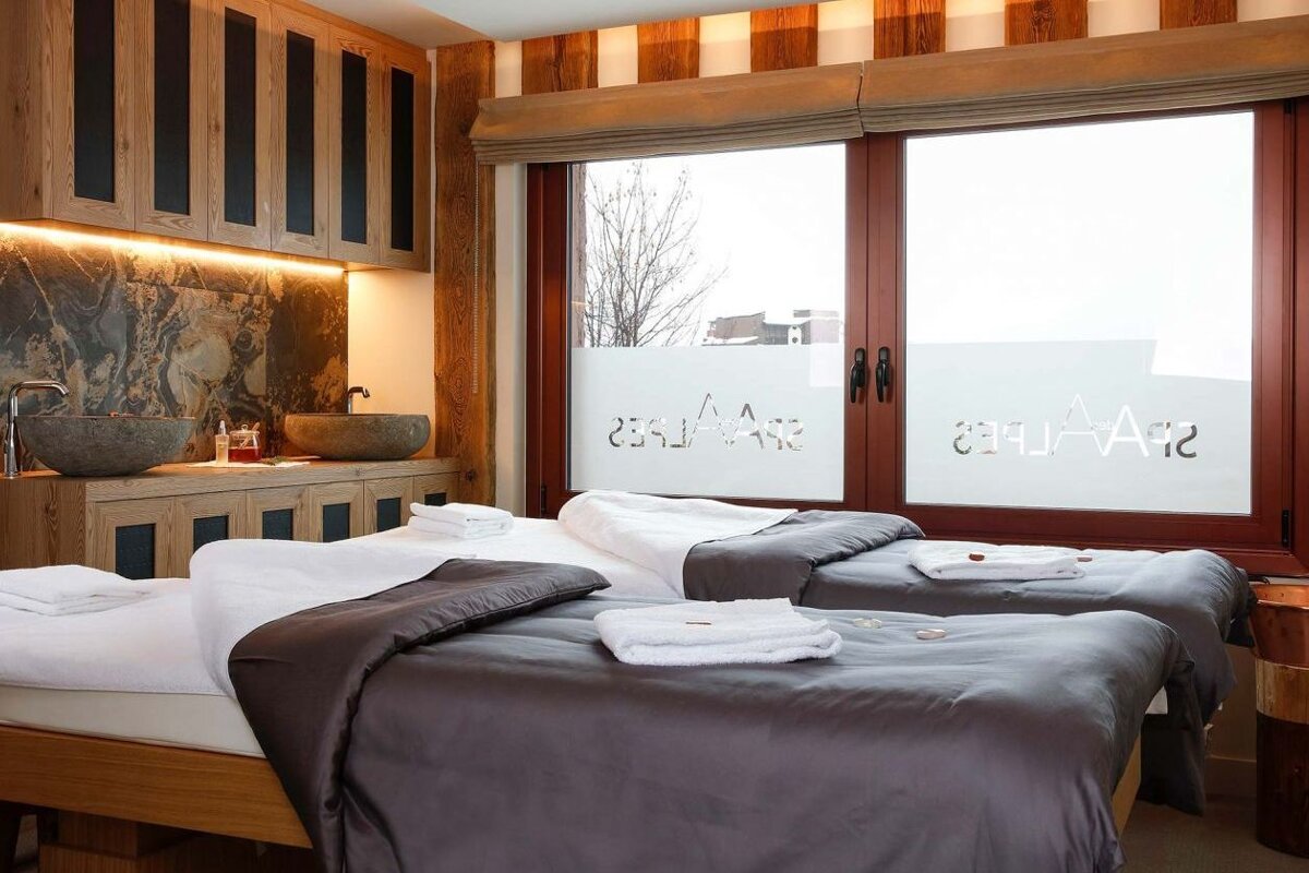 Les Grandes Rousses Hotel, Alpe d'Huez treatment room