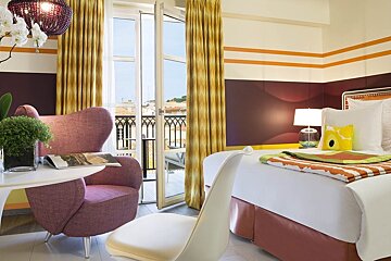 Hotel de Paris, Saint Tropez double bedroom