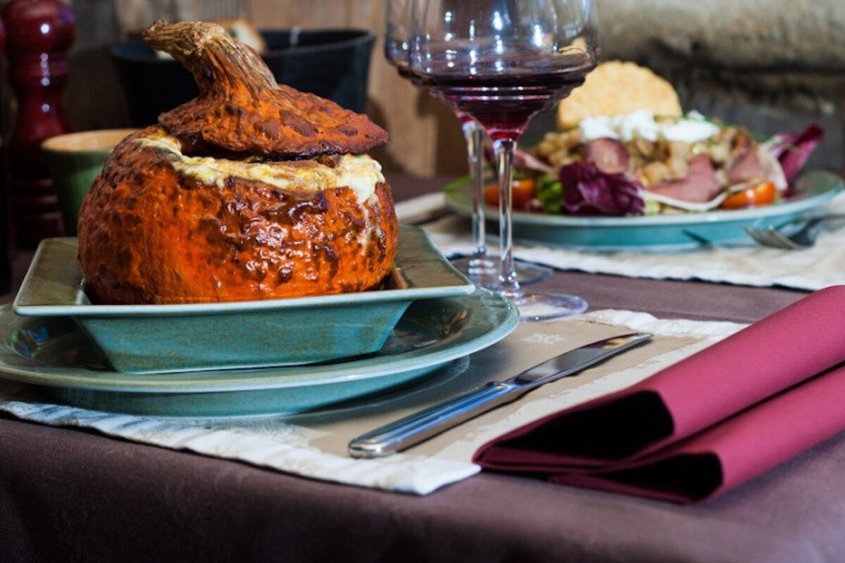 Les Pierres Plates (La Saulire) Restaurant, Courchevel main