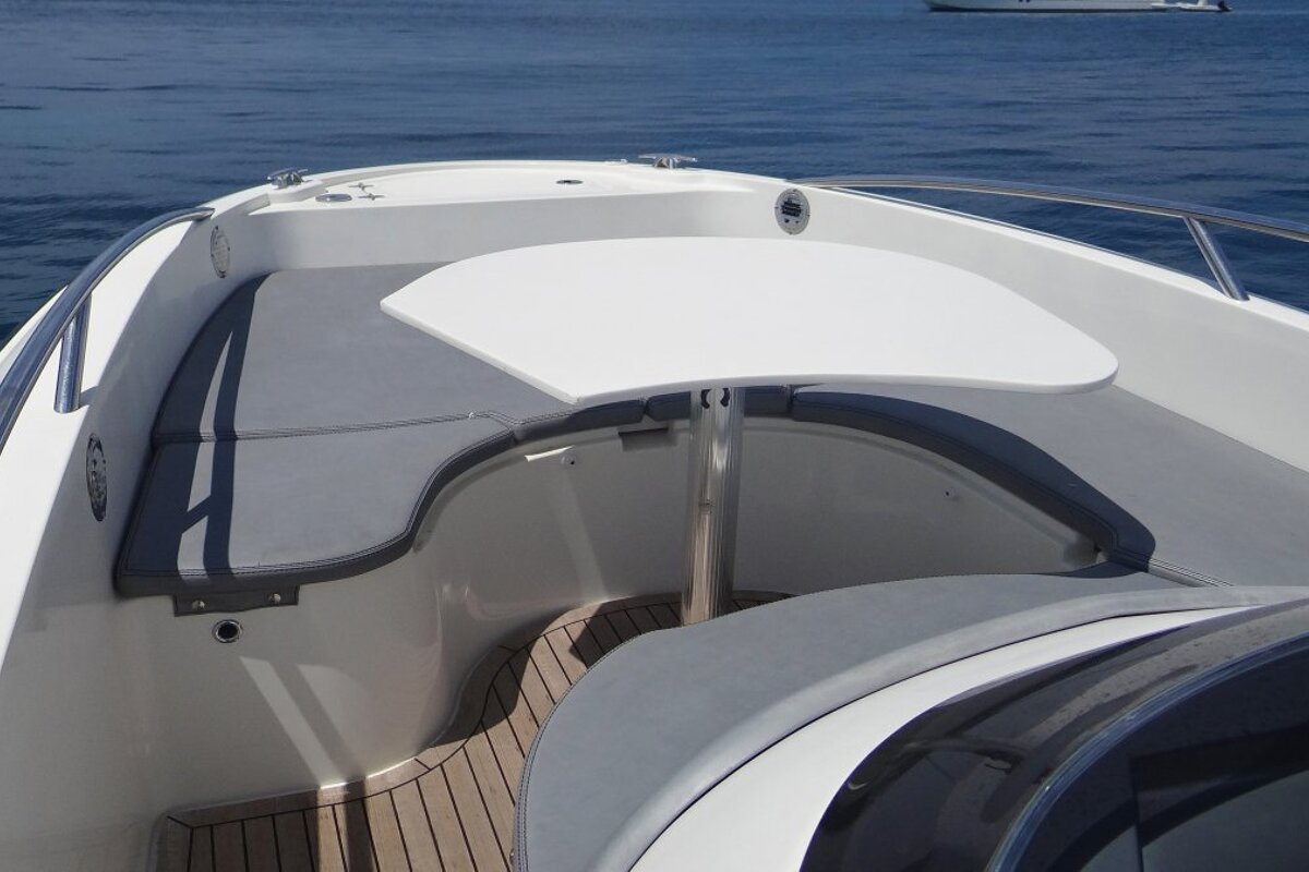 10 Person Motor Boat,  bow