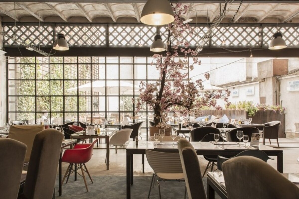 [itemref] restaurant