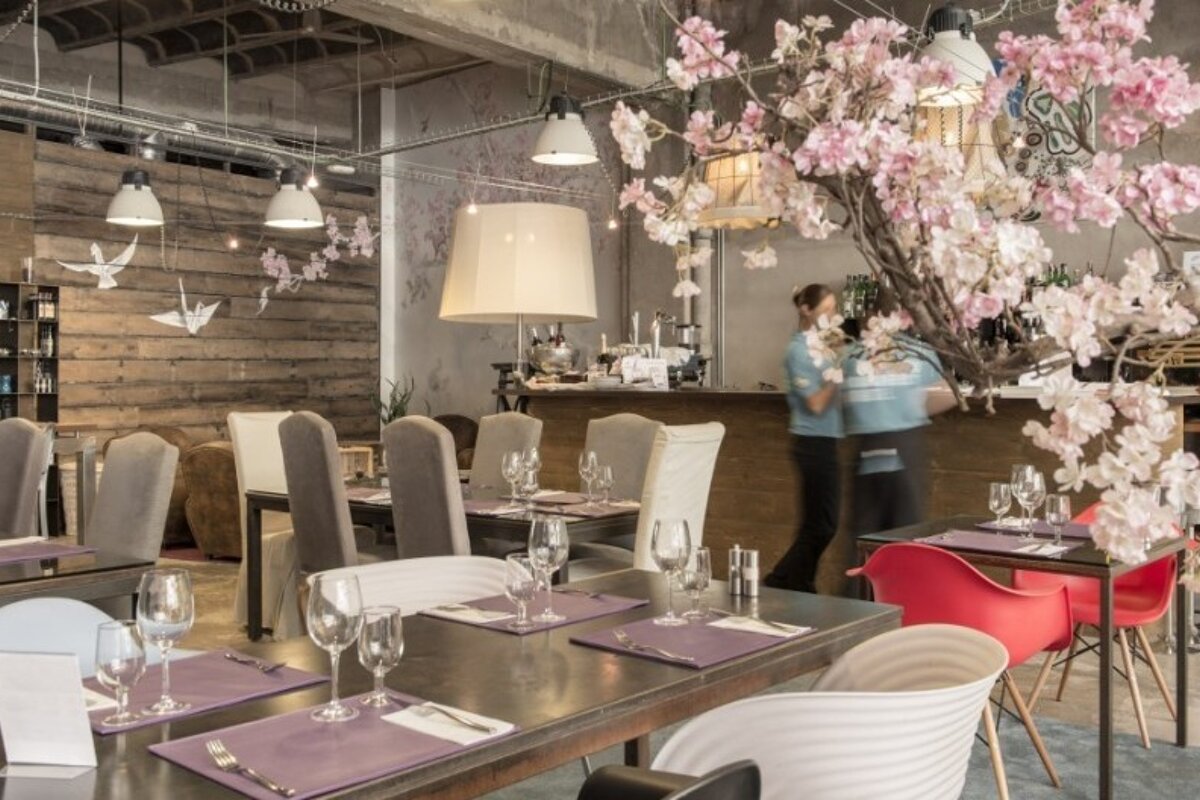 [itemref] restaurant