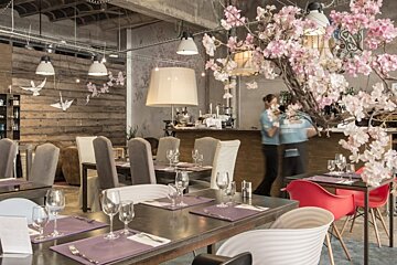 [itemref] restaurant