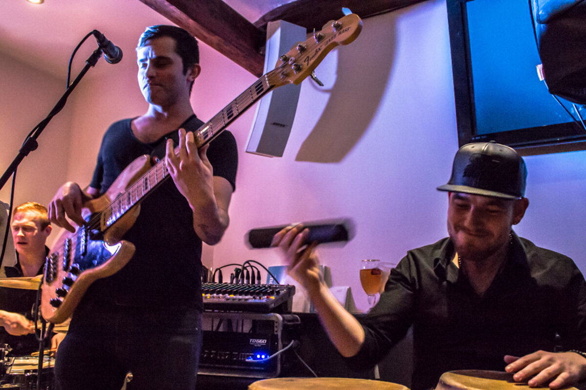 La Tsaretta Bar, Meribel bar