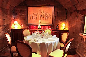 Les Terraillers Restaurant, Biot interior