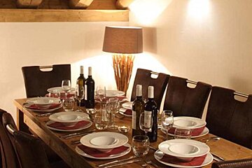 Annina Chalet, Tignes - Le Lac / Lavachet dining room