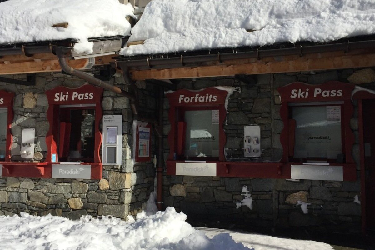 Arc 1950 Ski Pass Office, Les Arcs