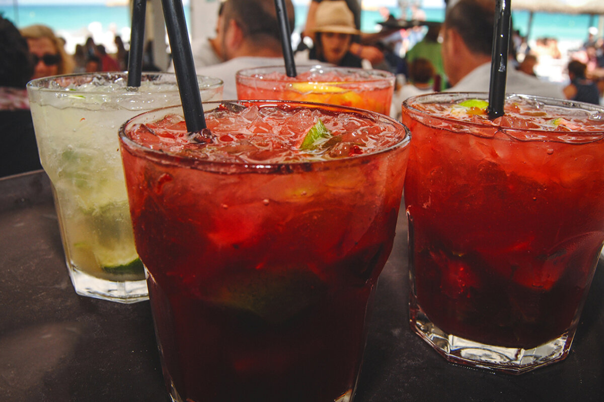 Can Gavella Beach Club, Playa de Muro bar