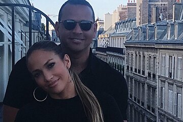 JLo & her beau in Nice