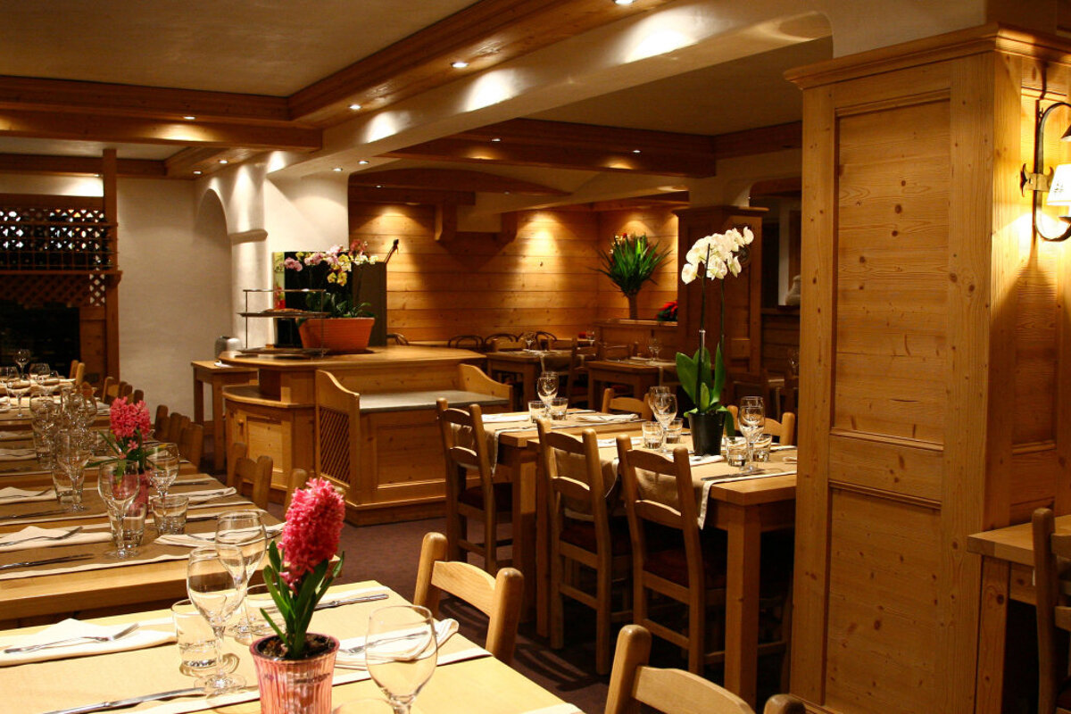 La Table des Flocons, Courchevel Village interior