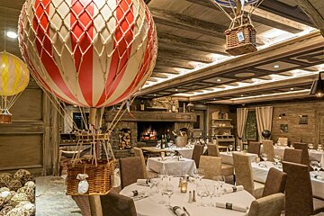 Le 80 Restaurant, Meribel Centre interior