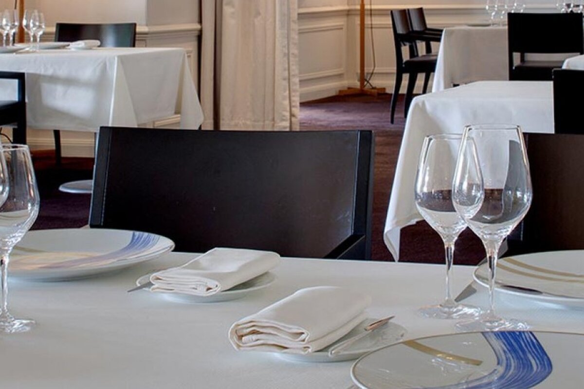 Chateau Cordeillan-Bages, Pauillac hotel restaurant