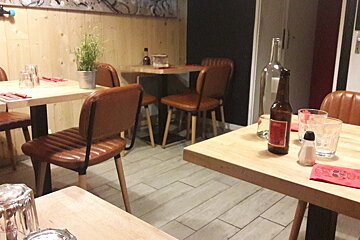Le Trappeur restaurant review interior