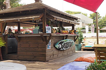 a beach hut style cafe in north mallorca