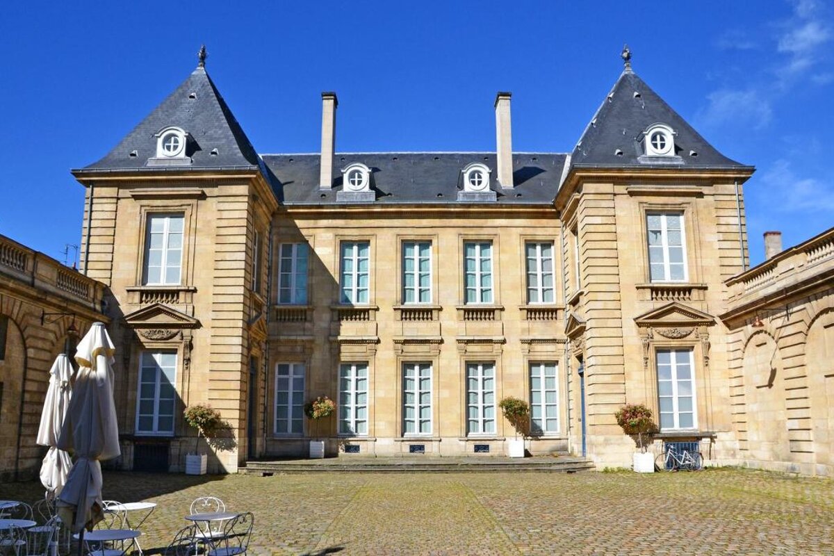 Musee des Arts Decoratifs, Bordeaux