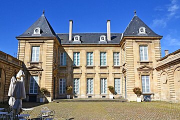 Musee des Arts Decoratifs, Bordeaux