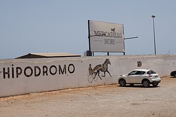 the exterior of the sant jordi hipodromo