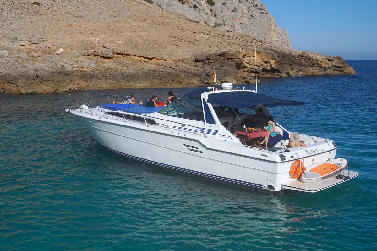 9 Person Motor Boat, Port de Pollenca (Puerto Pollensa)