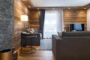 Annapurna B104 Apartment, Les Gets living-room