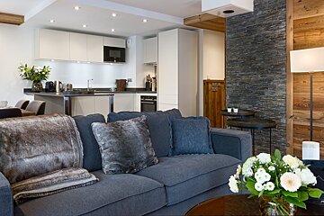 Annapurna B104 Apartment, Les Gets living-room
