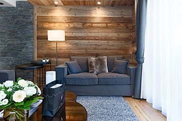 Annapurna B104 Apartment, Les Gets living-room