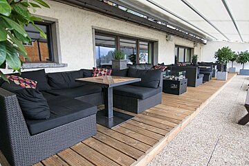Pub Mont Fort, Verbier terrace