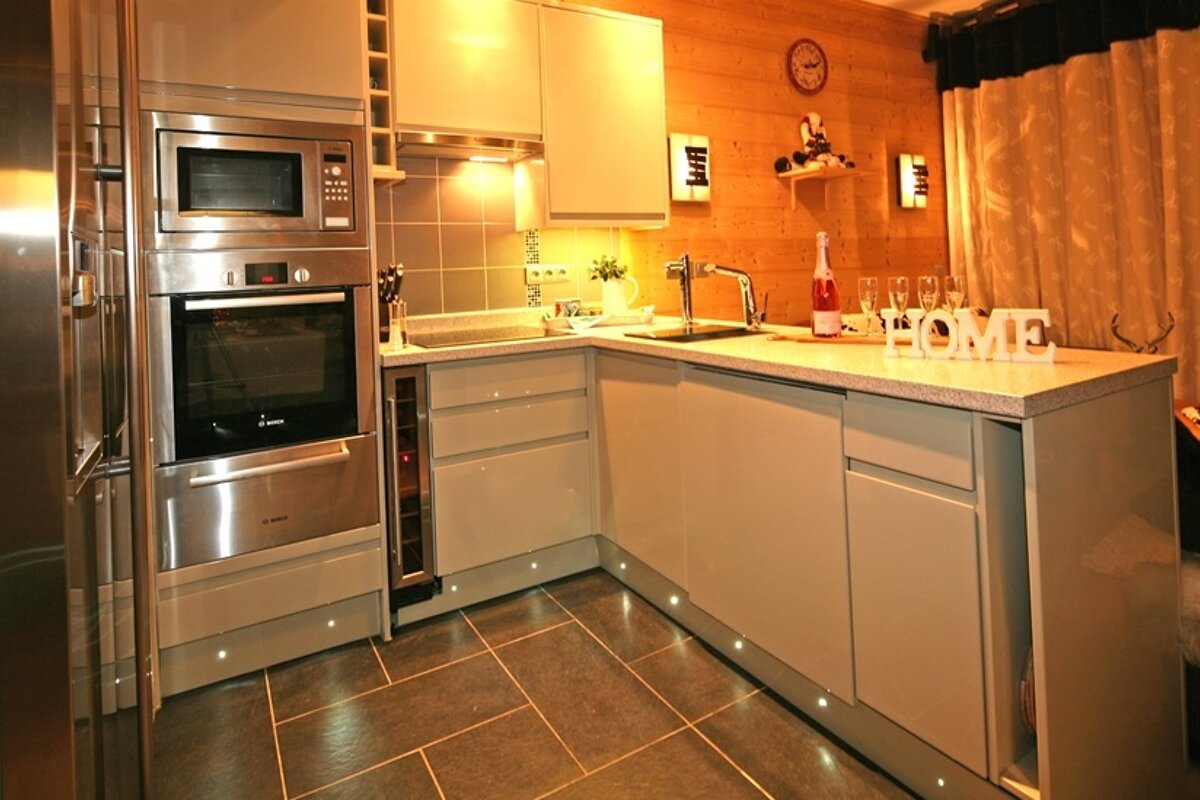 Ardoisiere Chalet, Avoriaz kitchen