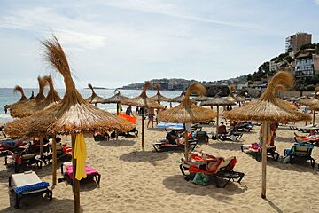 photo of sun loungers