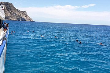 Playa d'en Bossa to Es Vedra Glass Bottom Boat Trip