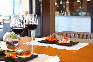 Pure Salt - Garonda Hotel, Playa de Palma - Can Pastilla style of cuisine